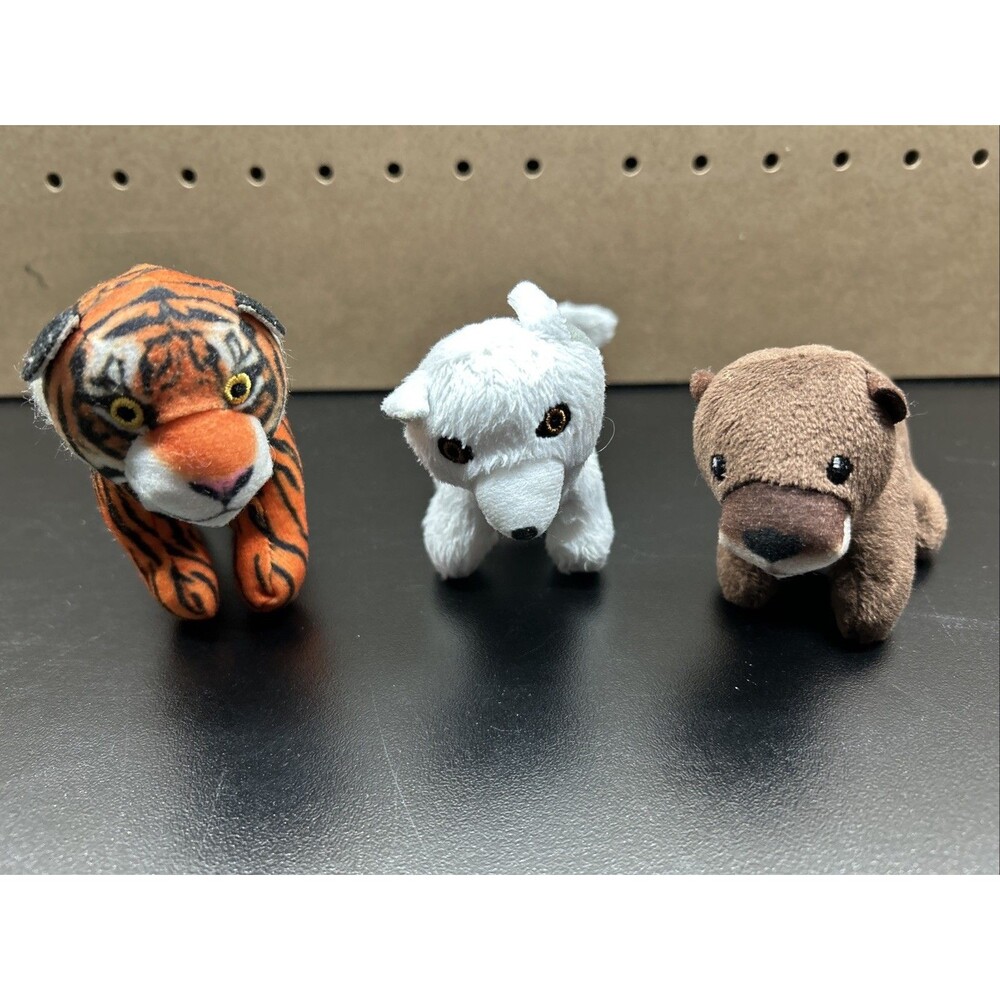 National Geographic Plushie Collection -Bengal Tiger, Euroasia Otter, Arctic Fox
